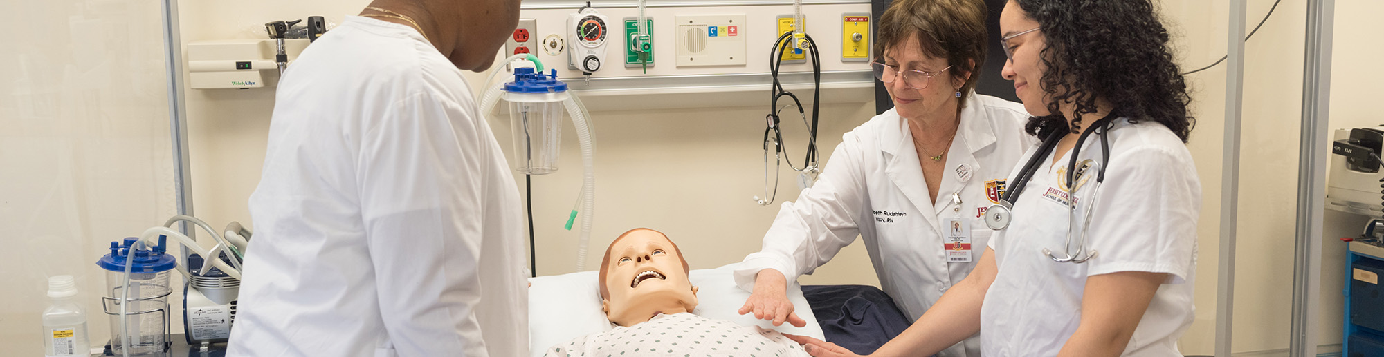 professional-nursing-admissions-hero.jpg