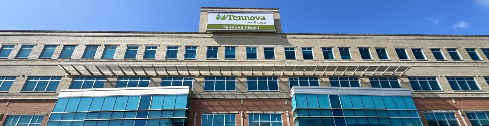 Knoxville-hospital-with-nursing-school.jpg